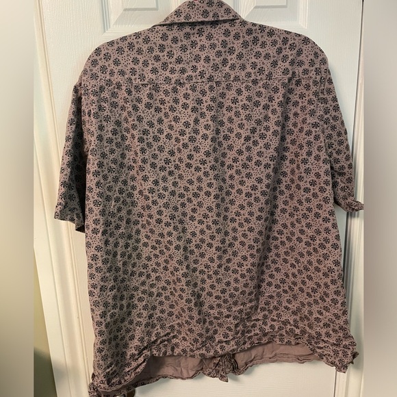 💕4 for $10- Men’s camp collar button up shirt - Picture 5 of 10